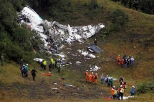 Gjenden kutitë e zeza të aeroplanit të rrëzuar në Kolumbi