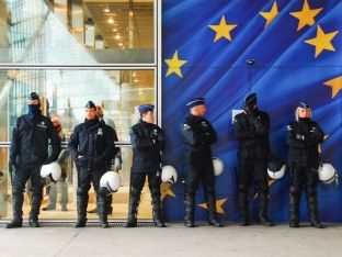 EUROPOL alarmon për sulme të reja terroriste