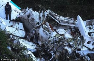 Aeroplani i rrëzuar në Kolumbi kishte pak karburant [foto]