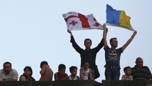 BE zyrtarizon liberalizimin e vizave për Ukrainën dhe Gjeorgjinë