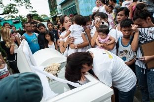 Policia vazhdon vrasjen e “të droguarve” në Filipine