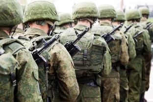  SHBA-ja dërgon ushtarë në Siri për ta marrë Raqqan
