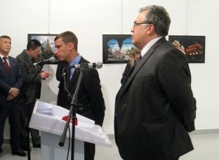  Lirohen familjarët e vrasësit të ambasadorit rus në Turqi