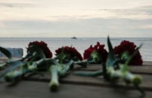 Rusia në zi për viktimat nga aeroplani i rrëzuar