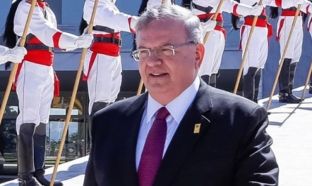  E dyshuar për vdekjen e ambasadorit grek në Brazil është gruaja e tij