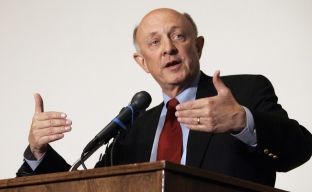 Jep dorëheqje ish drejtori i CIA-s Woolsey