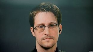 Rusia ia vazhdon lejeqëndrimin amerikanit Snowden