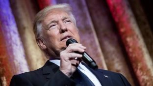 Ceremonia e betimit të Trumpit sipas traditës 200-vjeçare