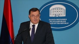 Dodik kërkon që ambasadorja amerikane në BeH të shpallet person i padëshiruar