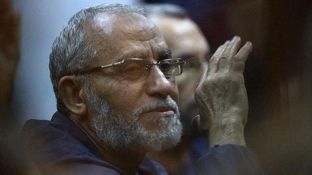 Në Egjipt dënohen 52 civilë antipuçistë me burgim deri më 25 vjet