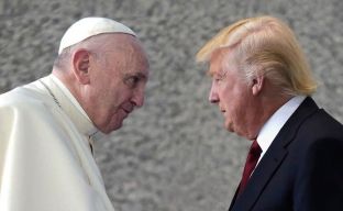  Papa uron Trumpin, ia shtron një kërkesë