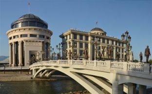  Maqedonia thotë se Serbia është “fqinj i keq”