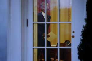 Publikohen letrat e Bill Clinton dhe George W. Bush për pasardhësit
