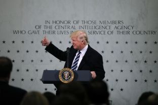 Trump në selinë e CIA-s: Sërish do fillojmë të fitojmë, ju do të udhëhiqni