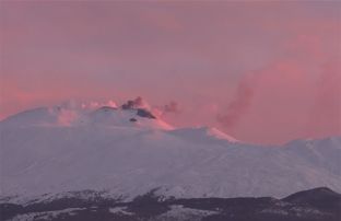Pas tërmeteve, nis shpërthimi i vullkanit në malin Etna [video]