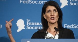 Haley: SHBA do t’ia heqë sanksionet Rusisë kur t’ia kthejë Krimenë Ukrainës