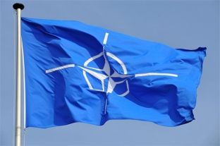 Kryeministri i Ukrainës viziton NATO-n