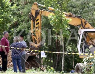 Dëshmia e një prishtinasi për mundësinë e varrezave masive në Kampusin e UP-së