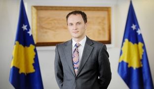  Pendohet kryeministri Mustafa, Selimin e kthen koordinator të Mijëvjeçarit 