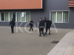 Kryeprokurori i Shtetit takohet me Thaçin