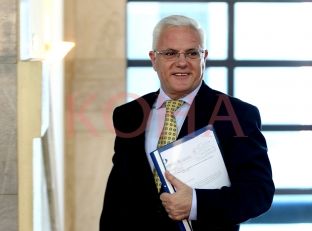 Grabovci: Nuk është krim të punësosh njerëz