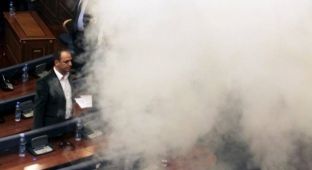 Arrestohet deputeti Glauk Konjufca për lotsjellësin në Kryesi