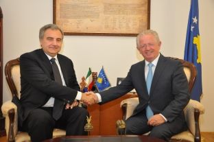 Italia vazhdon përkrahjen për Kosovën