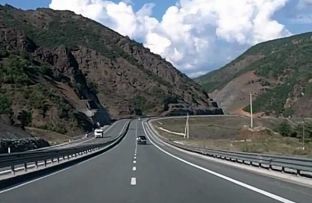 Mirditasit bllokojnë Rrugën e Kombit