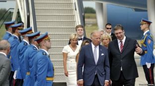 Biden mbërrin në Beograd