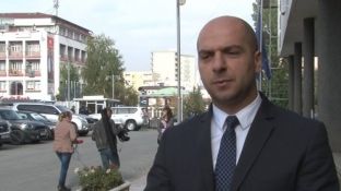 Lista Serbe dënon përdhosjen e xhamisë në Velikincë