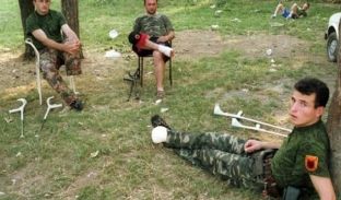 Invalidë të UÇK-së të pakënaqur me buxhetin për ta, kërcënohen me protestë më 1 shtator