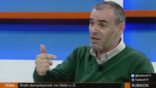 Isufi me harta të Kosovës në GJND tregon se demarkacioni është gabim [foto]