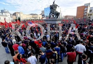 Opozita, e bashkuar kundër demarkacionit, e ndarë për protestë