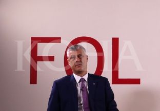 Thaçi fton politikanët të mos linçojnë mediat, të mbrojnë fjalën e lirë