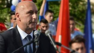 Berisha kërkon të mos u bëhet presion deputetëve për demarkacionin