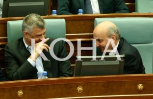 Thaçi, Haradinaj e Mustafa polemizojnë për Demarkacionin