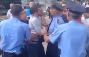 Reagon Vetëvendosje: Lirohet Azem Syla, e burgosen aktivistët tanë [video]