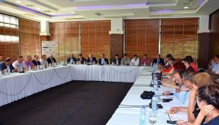 MF përmes forumesh me autoritetet komunale debatoi sfidat buxhetore