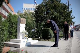 Thaçi: Derisa të shërohet plagët e të pagjeturve, Kosova vuan nga e kaluara e dhimbshme