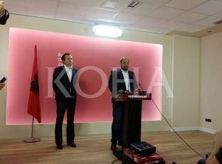 Abazi i Vetëvendosjes hyri në Kosovë “me të njofshëm”