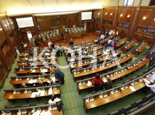 Deputetët sot deklarojnë votën për ose kundër demarkacionit me Malin e Zi