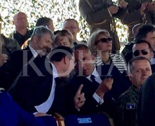 Haradinaj i rrethuar nga këshilltarët e Kryeministrit, bisedë të nxehtë me Gecajn