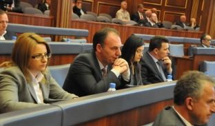 Limaj thotë Projektligji për demarkacionin u tërhoq pa arsye