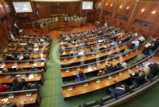 AAK: Demarkacioni s’kishte vota, deputetë të mazhorancës dëshmuan përgjegjësi