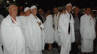 Niset grupi i parë i haxhinjve nga Kosova