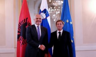 Rama në Slloveni: Mos-liberalizimi i vizave për Kosovën, turp për BE-në