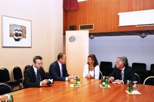 Hoxhaj: Parlamenti ta ratifikojë demarkacionin, pastaj vjen liberalizimi i vizave