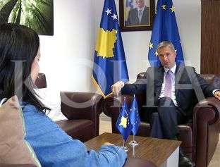 Çollaku lë Ministrinë e Integrimeve, shkon te presidenti Thaçi [video]