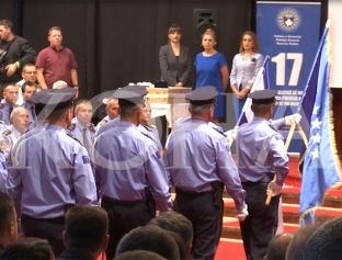 Policia e Kosovës lavdërohet e kritikohet në përvjetorin e themelimit [video]