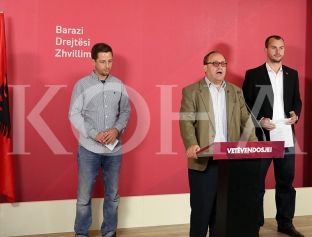 Vetëvendosje akuzon policinë për hakmarrje ndaj kritikave [video]